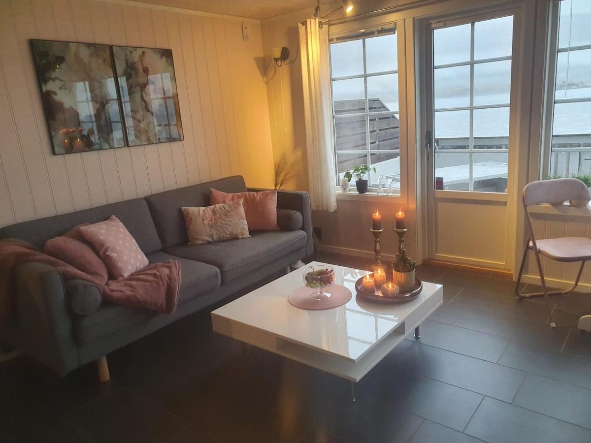 Idyllisk Sjohus Pa Naurstad Bodø Exterior foto